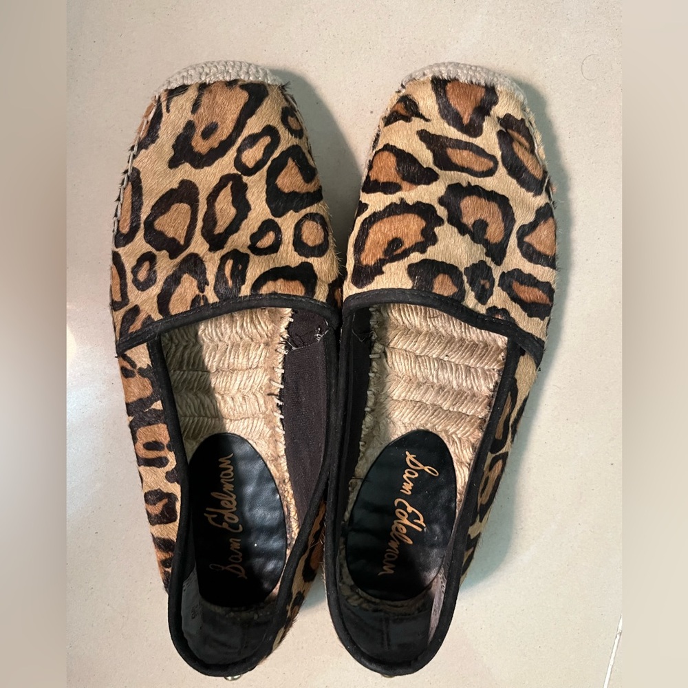 Sam Edelman- size 7 animal print flats